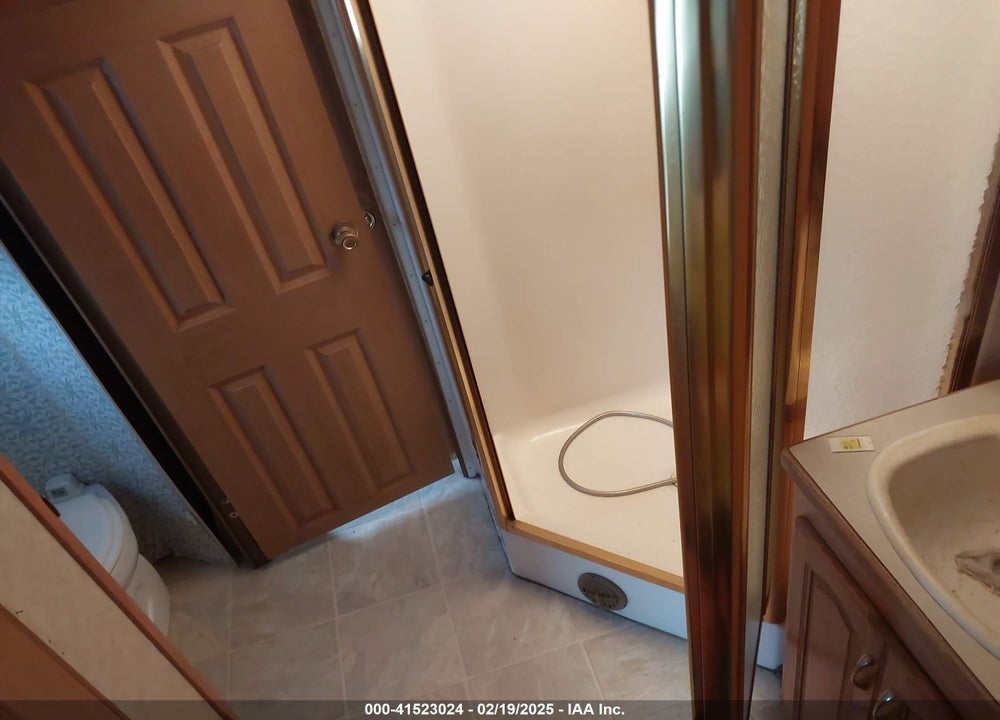 2005 FOREST RIVER CARDINAL TRAVEL TRAILER VIN: 4X4FCAJ265G085068