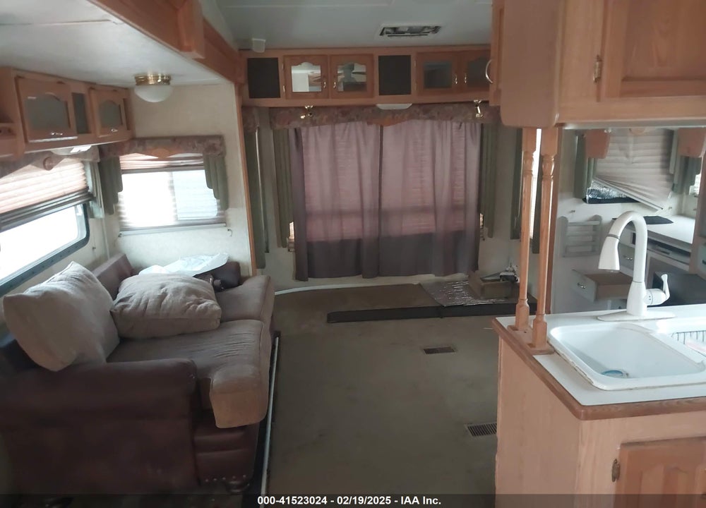 2005 FOREST RIVER CARDINAL TRAVEL TRAILER VIN: 4X4FCAJ265G085068