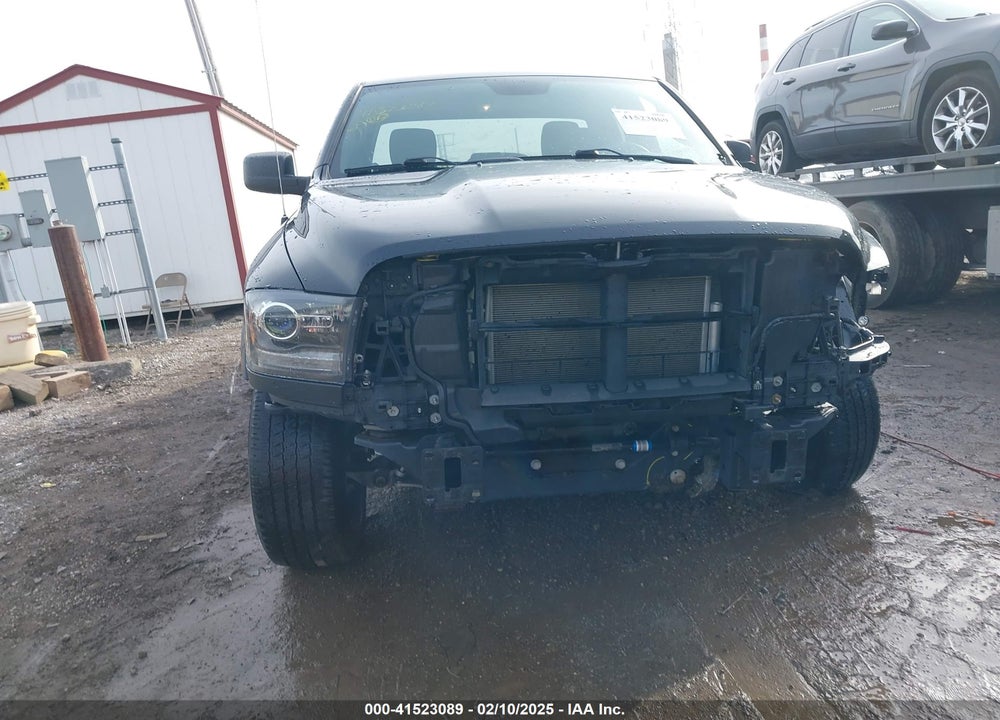 2021 RAM 1500 CLASSIC VIN: 1C6RR7GG3MS562307