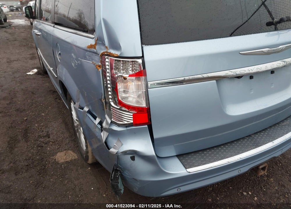 2013 CHRYSLER TOWN & COUNTRY LIMITED VIN: 2C4RC1GG1DR537575
