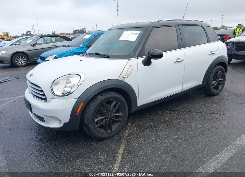 2011 MINI COOPER COUNTRYMAN VIN: WMWZB3C54BWM00926