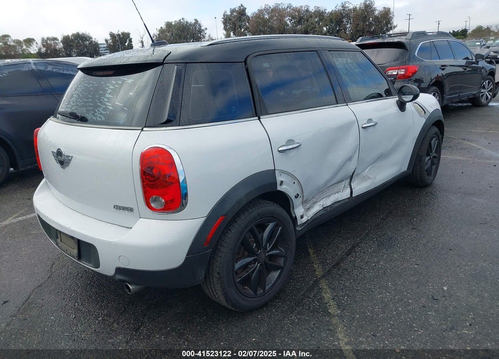 2011 MINI COOPER COUNTRYMAN VIN: WMWZB3C54BWM00926