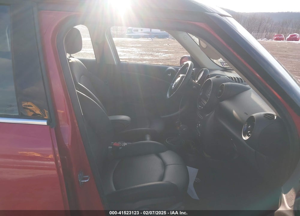 2013 MINI COUNTRYMAN COOPER S VIN: WMWZC3C58DWP22372