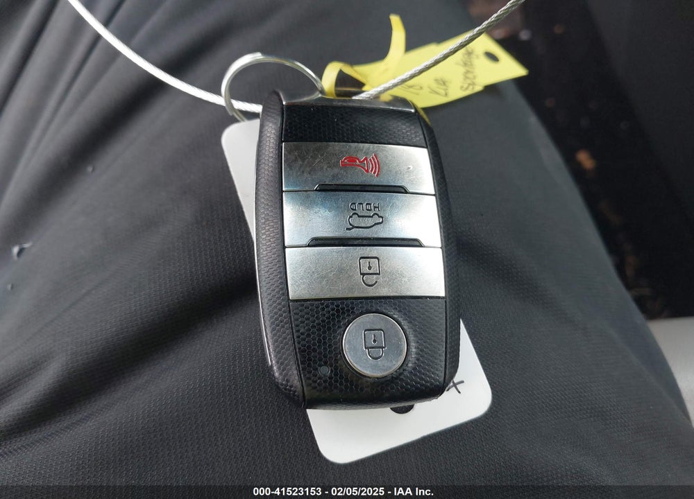 2018 KIA SPORTAGE EX VIN: KNDPNCAC2J7377318