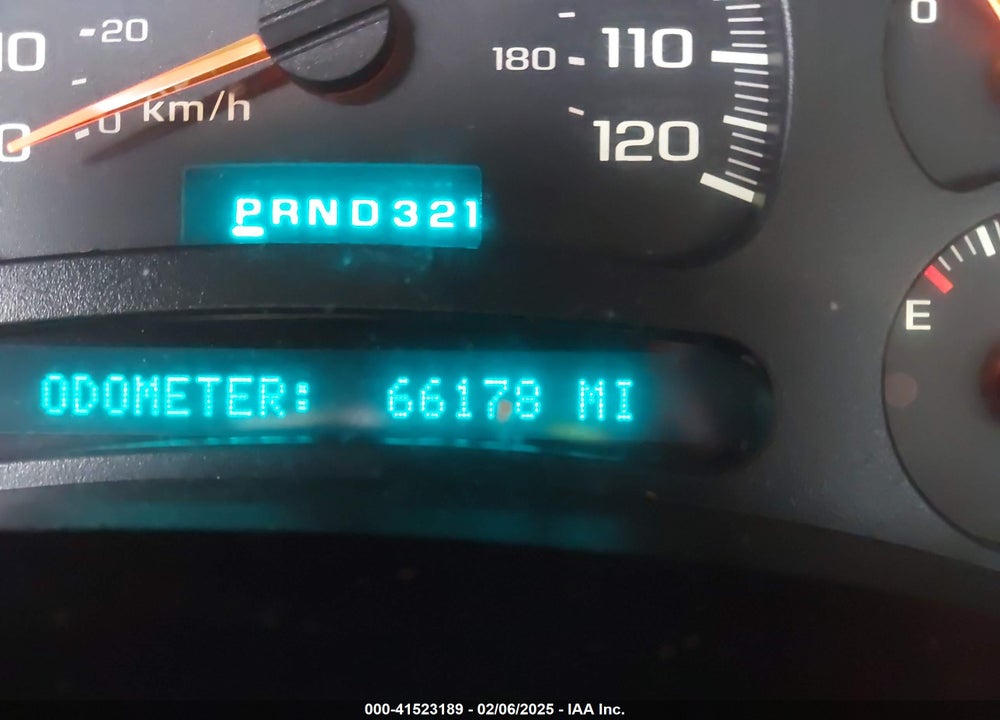 2005 CHEVROLET SILVERADO 1500 WORK TRUCK VIN: 1GCEC14X05Z135685