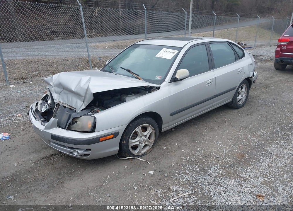 2004 HYUNDAI ELANTRA GT VIN: KMHDN56DX4U113958
