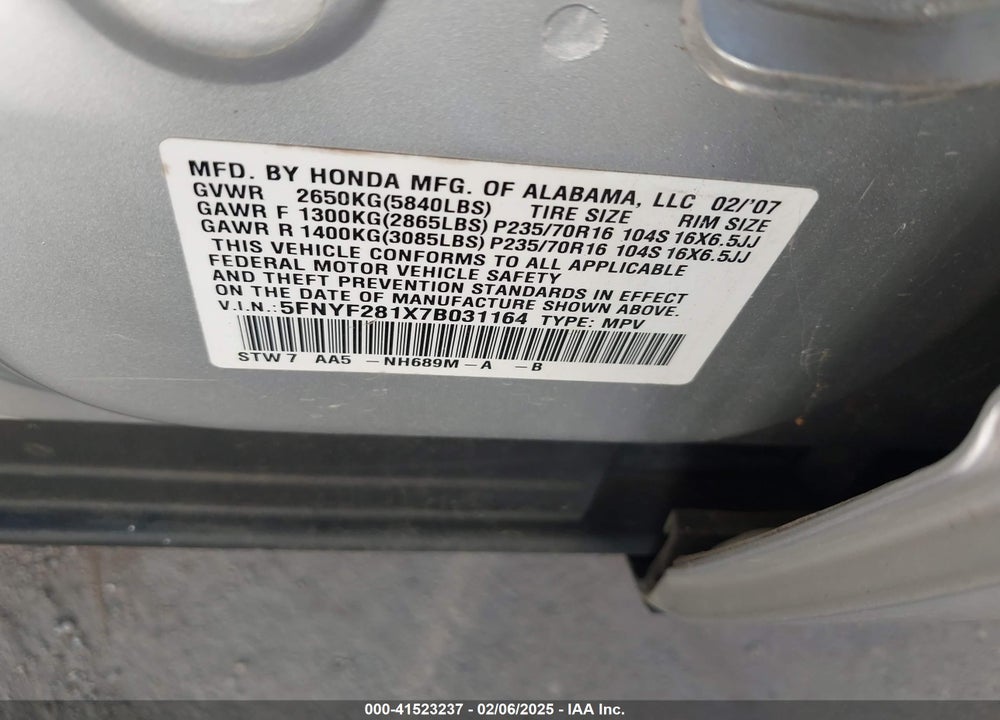 2007 HONDA PILOT LX VIN: 5FNYF281X7B031164