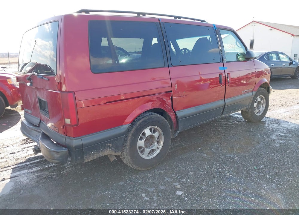 2000 GMC SAFARI SL VIN: 1GKEL19W5YB504011