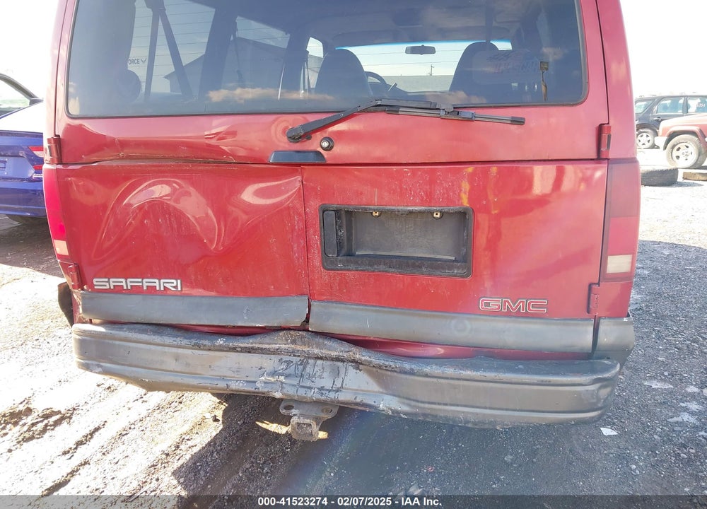 2000 GMC SAFARI SL VIN: 1GKEL19W5YB504011