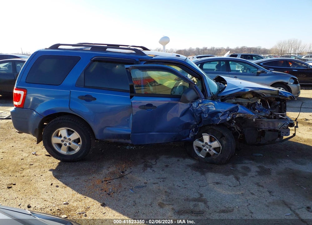 2010 FORD ESCAPE VIN: 1FMCU0DG6AKA02801