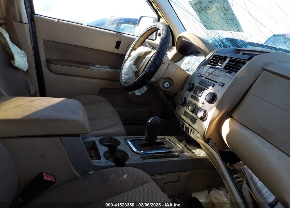 2010 FORD ESCAPE VIN: 1FMCU0DG6AKA02801
