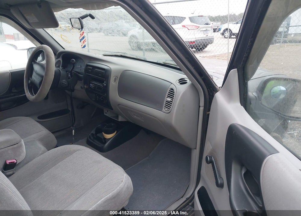 2000 FORD RANGER XL/XLT VIN: 1FTYR14VXYTA55649