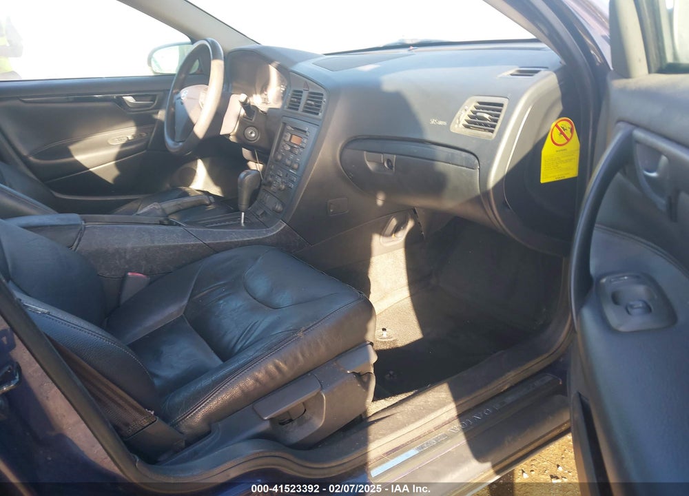 2002 VOLVO S60 2.4 VIN: YV1RS61R422109693