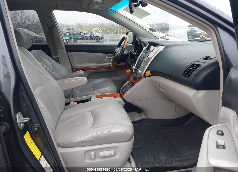 2005 LEXUS RX 330 VIN: 2T2HA31U85C068719