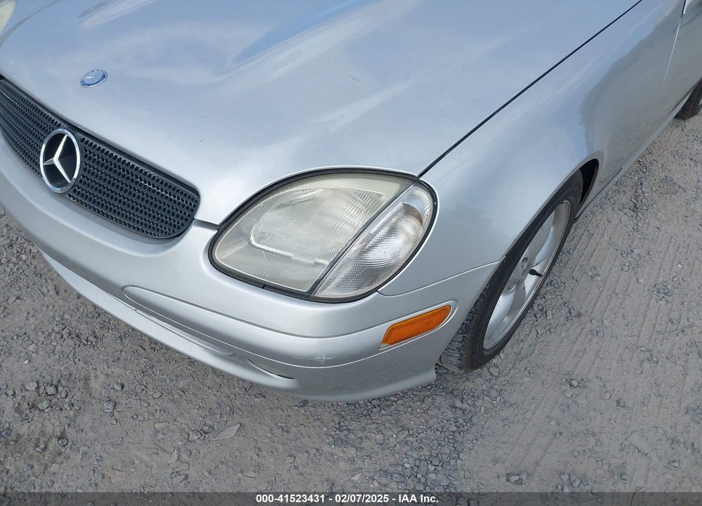 2003 MERCEDES-BENZ SLK 320 VIN: WDBKK65F83F283282