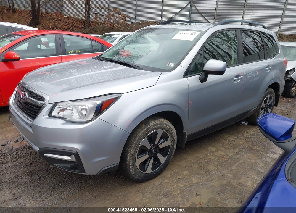 2018 SUBARU FORESTER 2.5I PREMIUM VIN: JF2SJAECXJH568937