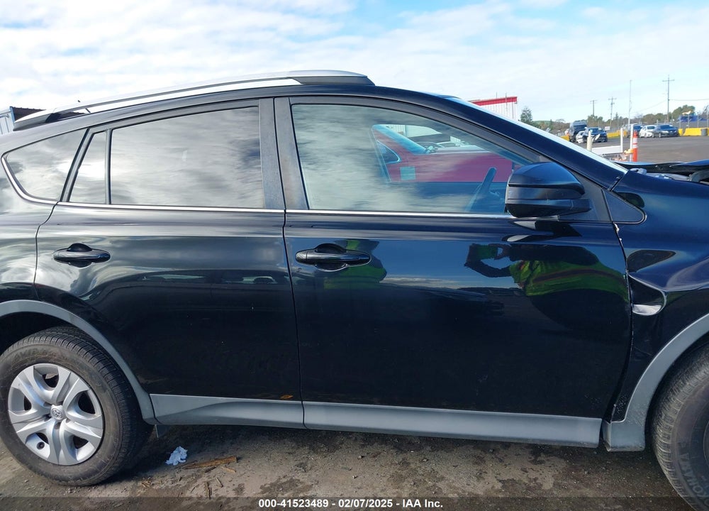 2015 TOYOTA RAV4 LE VIN: 2T3ZFREV0FW166599