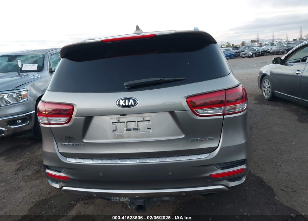 2016 KIA SORENTO 3.3L SXL VIN: 5XYPK4A57GG071226