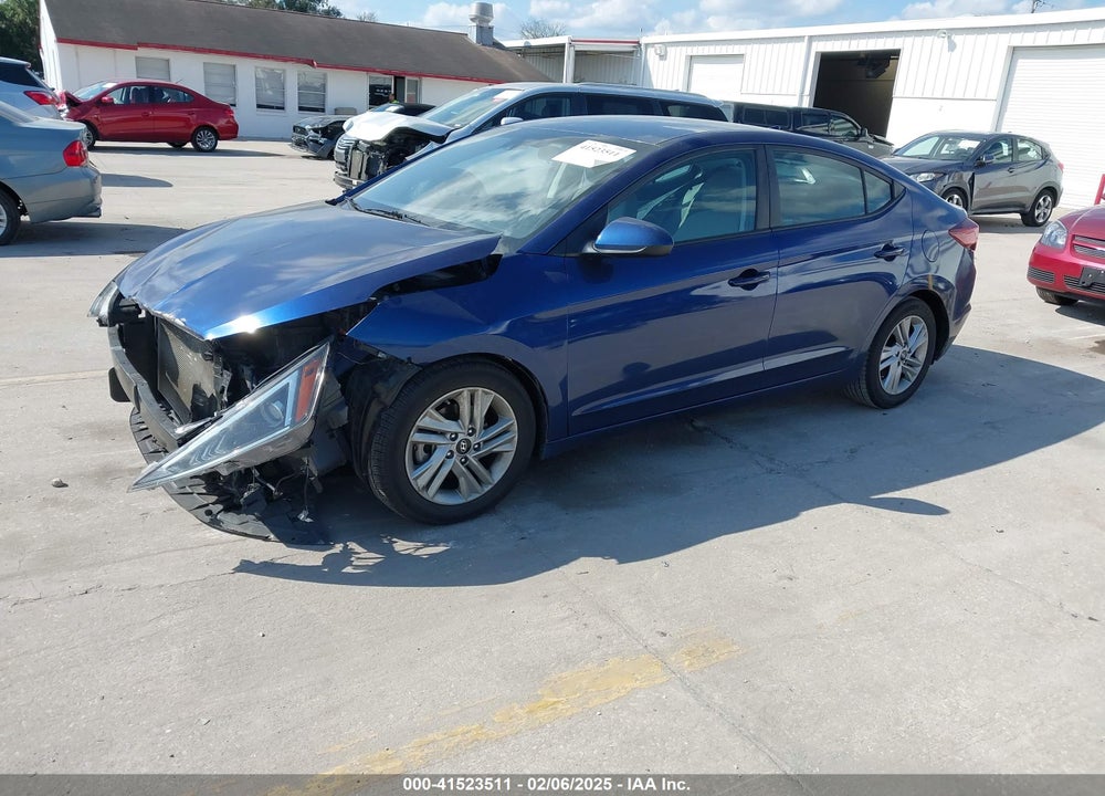 2020 HYUNDAI ELANTRA VIN: 5NPD84LF0LH557869