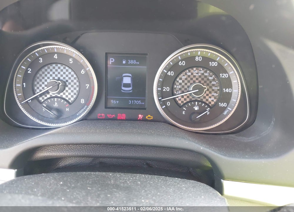2020 HYUNDAI ELANTRA VIN: 5NPD84LF0LH557869