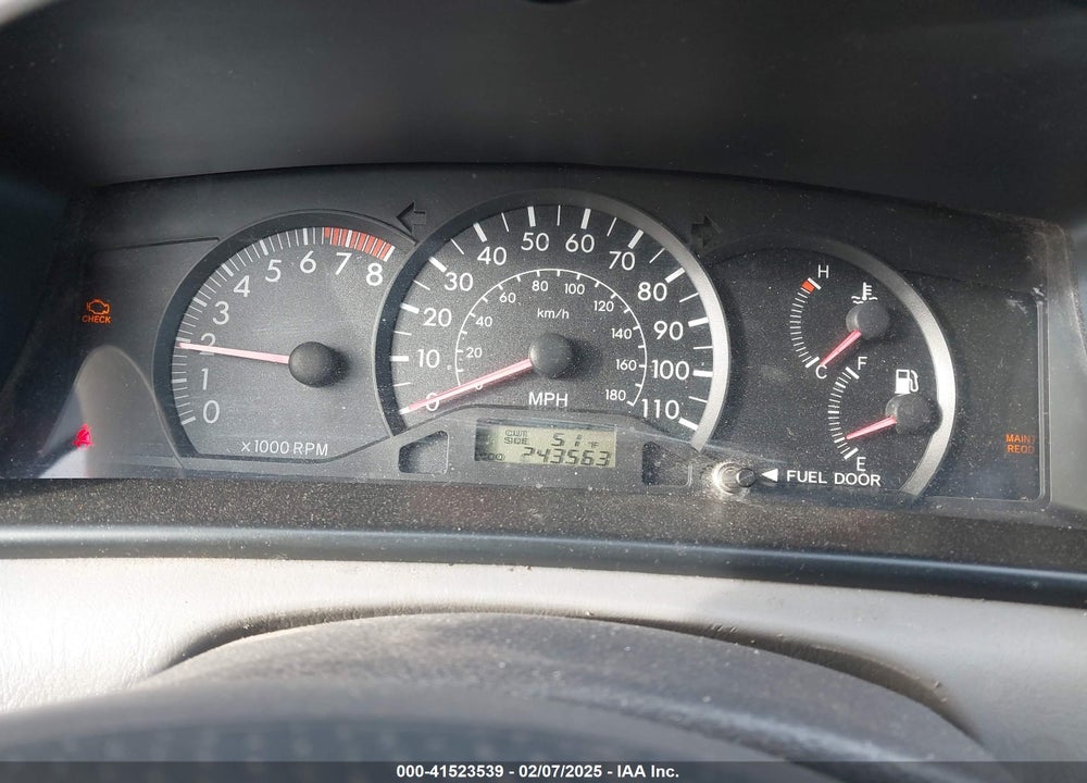 2007 TOYOTA COROLLA VIN: 2T1BR32E37C749657