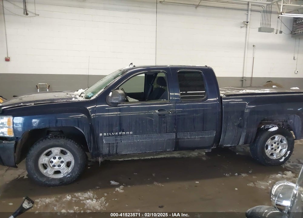 2009 CHEVROLET SILVERADO 1500 LT VIN: 2GCEK29J891105992