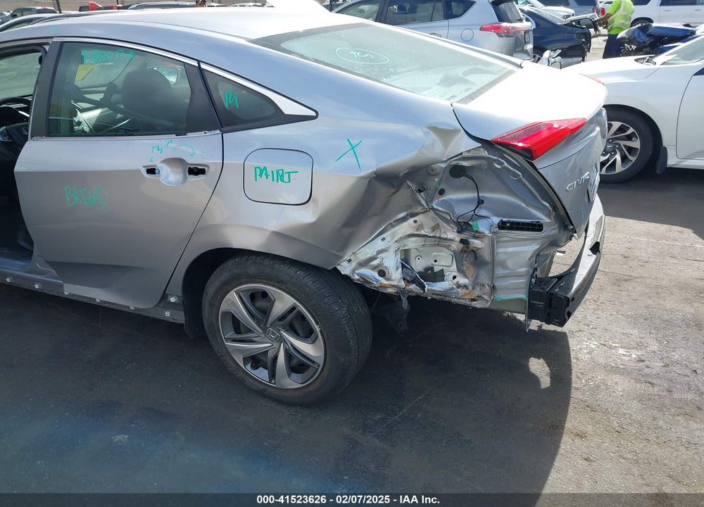 2019 HONDA CIVIC LX VIN: 2HGFC2F6XKH531361