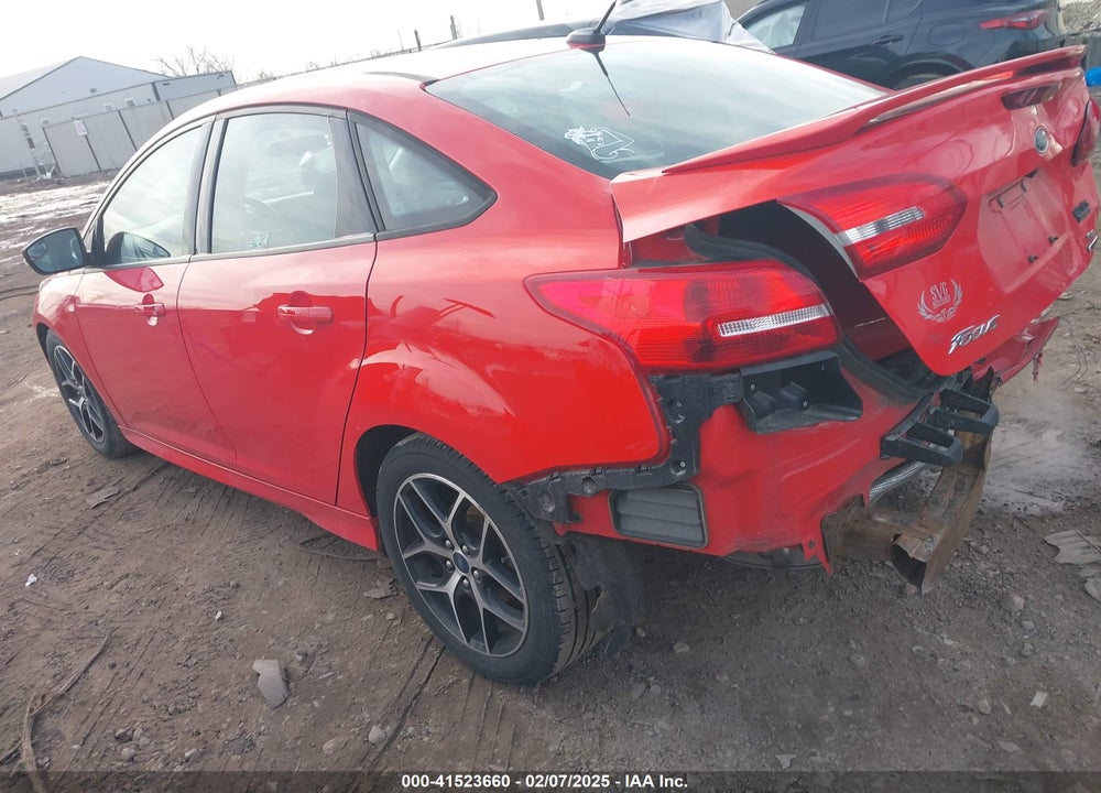2016 FORD FOCUS VIN: 1FADP3F27GL386437
