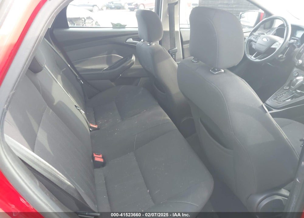 2016 FORD FOCUS VIN: 1FADP3F27GL386437