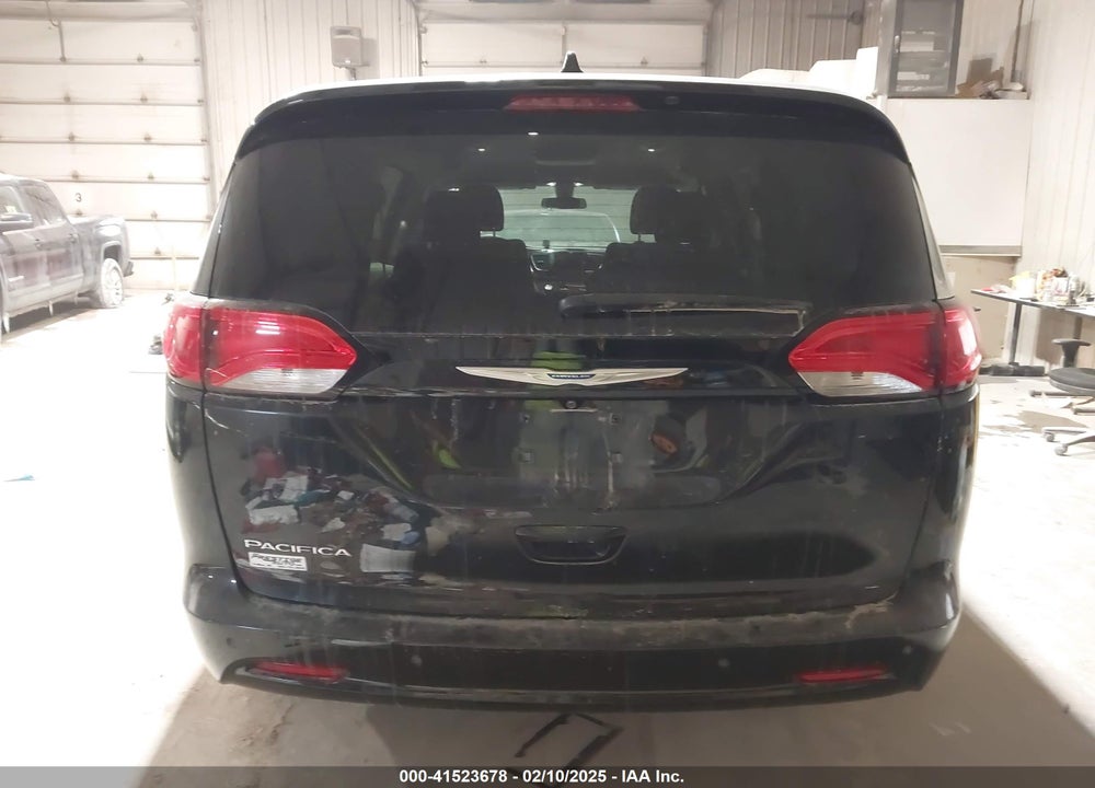 2018 CHRYSLER PACIFICA VIN: 2C4RC1CGXJR257199