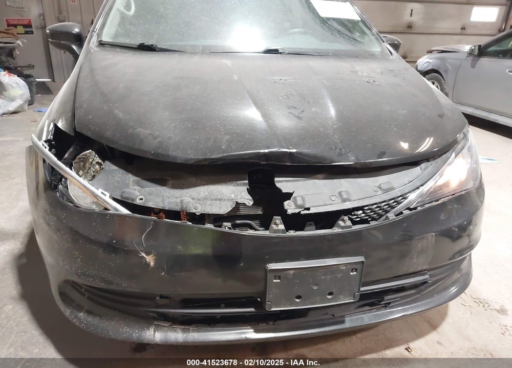 2018 CHRYSLER PACIFICA VIN: 2C4RC1CGXJR257199