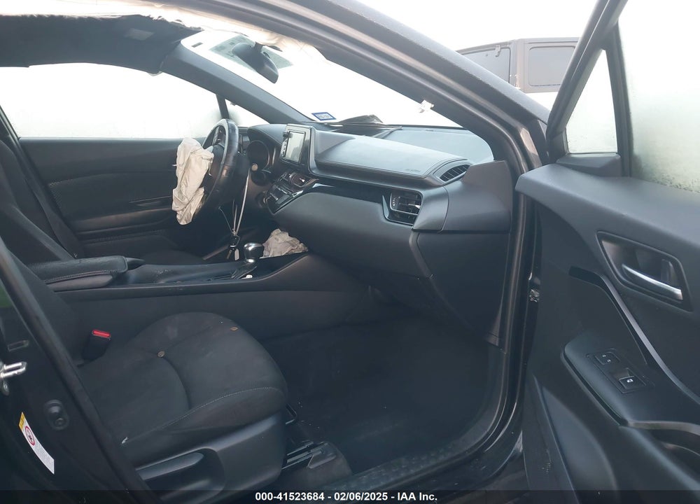 2018 TOYOTA C-HR VIN: JTNKHMBX1J1001605
