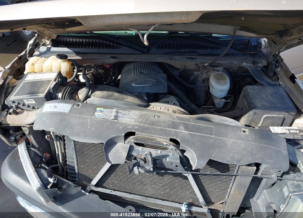 2004 CHEVROLET SILVERADO 1500 LS VIN: 2GCEC19V841148747