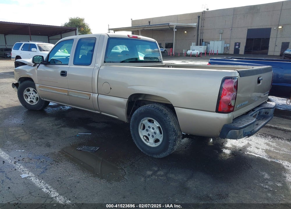 2004 CHEVROLET SILVERADO 1500 LS VIN: 2GCEC19V841148747