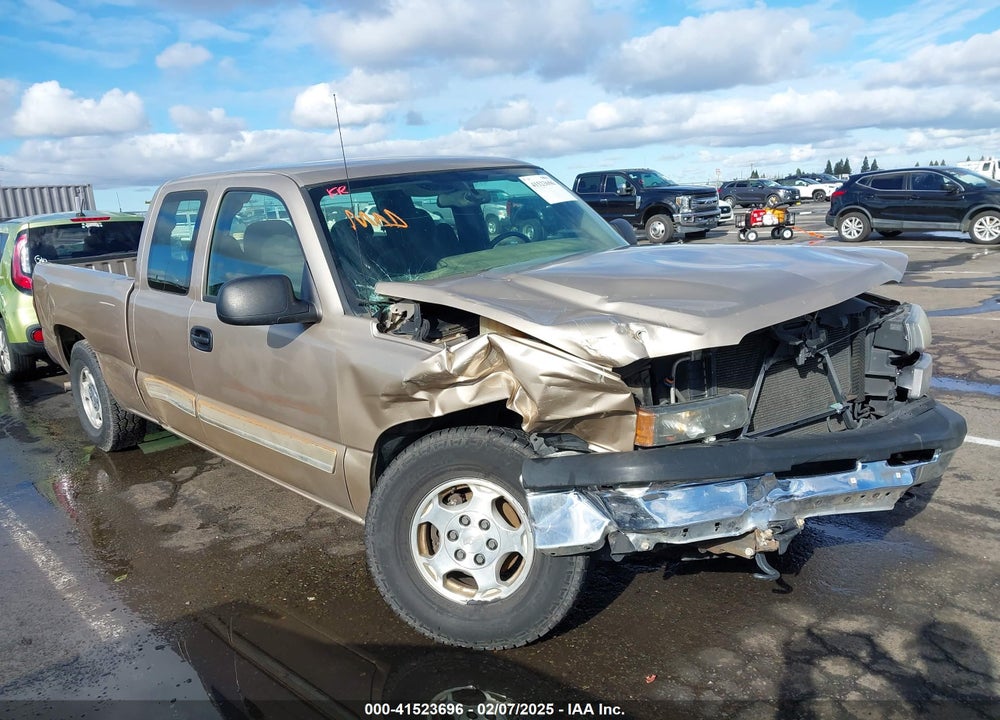 2004 CHEVROLET SILVERADO 1500 LS VIN: 2GCEC19V841148747