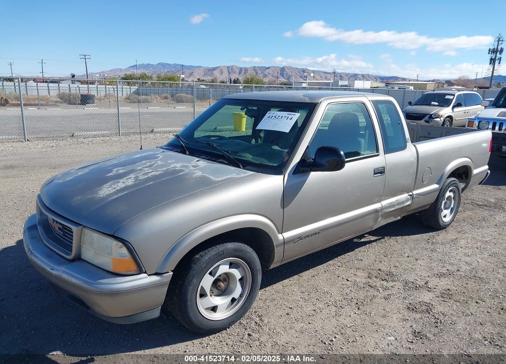 1998 GMC SONOMA SLS VIN: 1GTCS1947WK513245