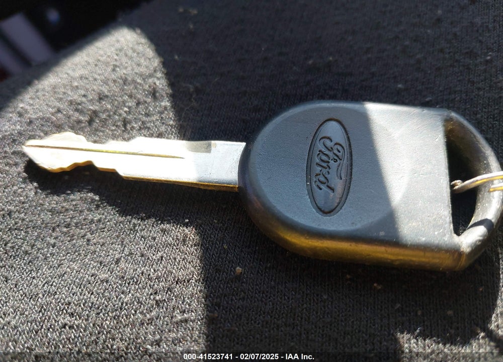 2011 FORD FOCUS VIN: 1FAHP3FN4BW101616