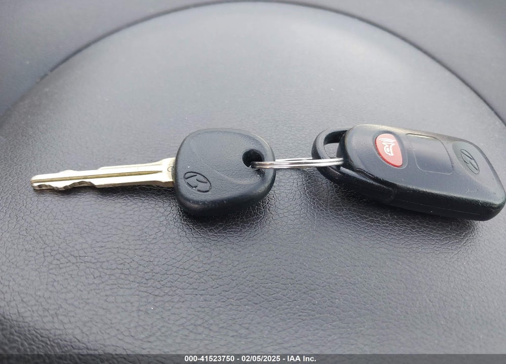 2013 HYUNDAI ELANTRA VIN: KMHDH4AE4DU834553