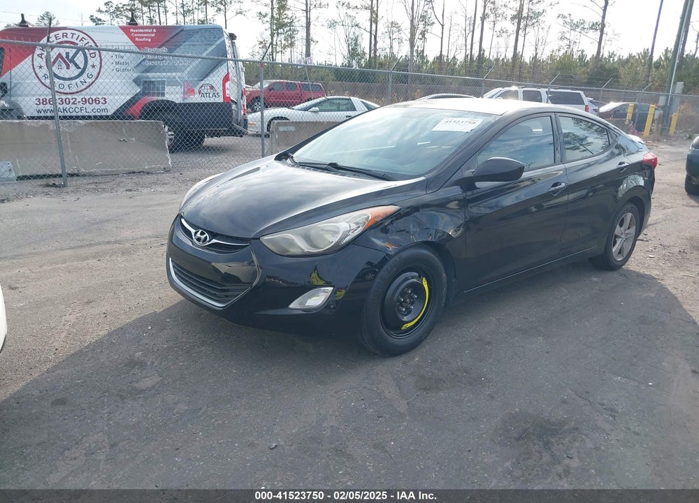 2013 HYUNDAI ELANTRA VIN: KMHDH4AE4DU834553