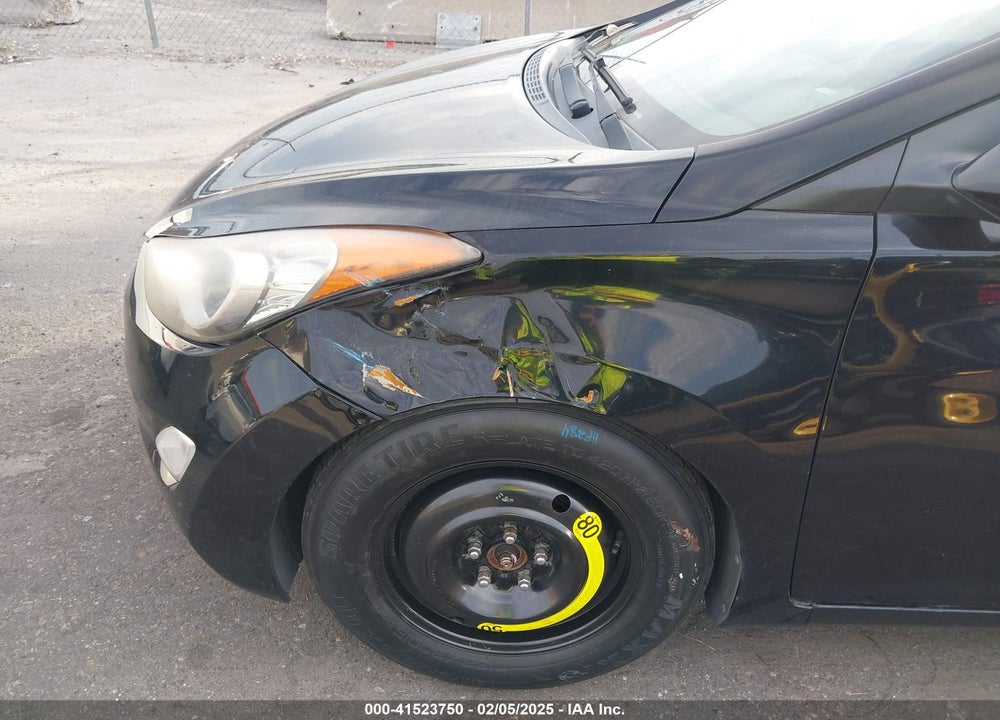 2013 HYUNDAI ELANTRA VIN: KMHDH4AE4DU834553