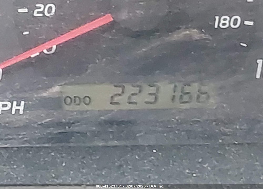 2006 TOYOTA TUNDRA SR5 V8 VIN: 5TBDT44176S545582
