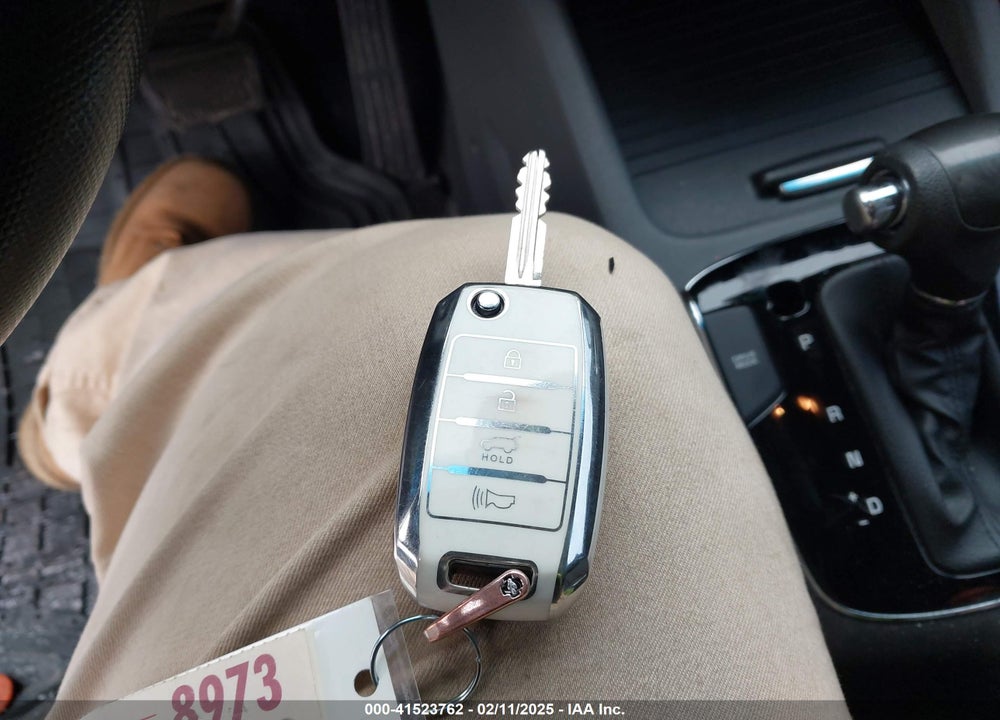 2018 KIA FORTE VIN: 3KPFL4A70JE195790