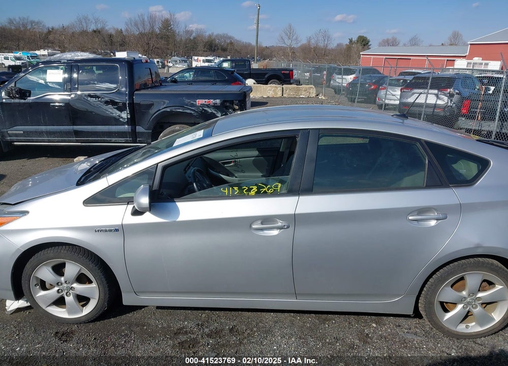 2015 TOYOTA PRIUS VIN: JTDKN3DUXF1987265