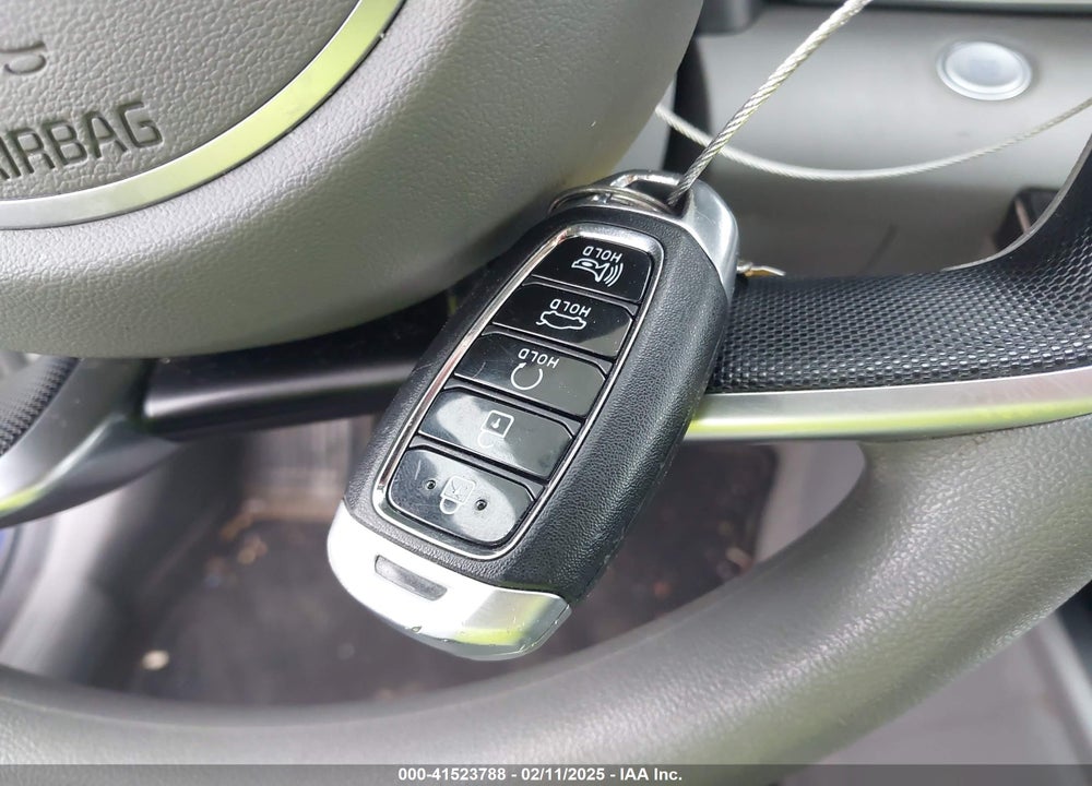 2023 HYUNDAI ELANTRA VIN: KMHLM4AG0PU591806