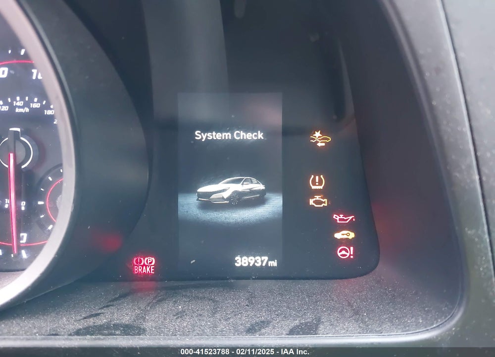 2023 HYUNDAI ELANTRA VIN: KMHLM4AG0PU591806
