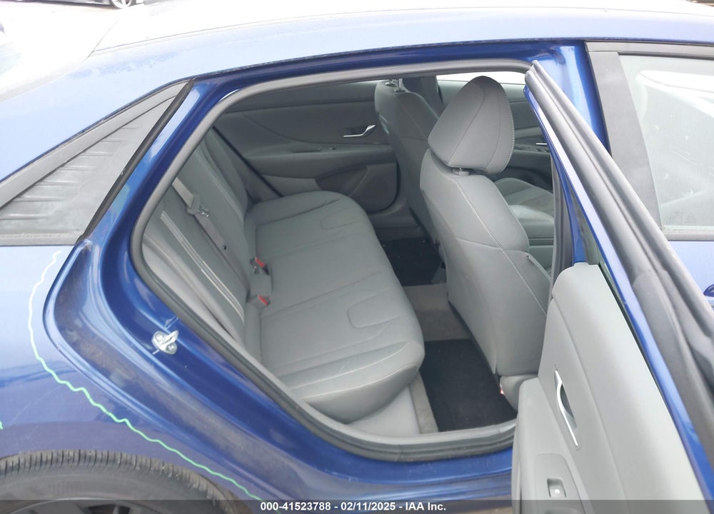 2023 HYUNDAI ELANTRA VIN: KMHLM4AG0PU591806