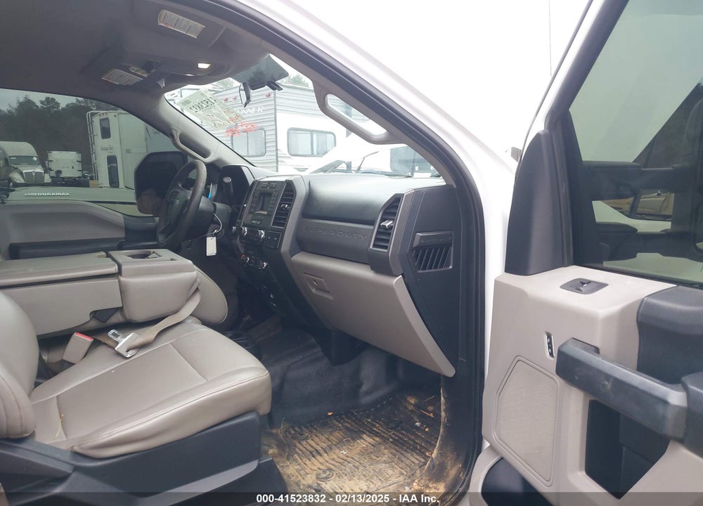 2017 FORD F-350 XL VIN: 1FT8W3DT3HEB63781