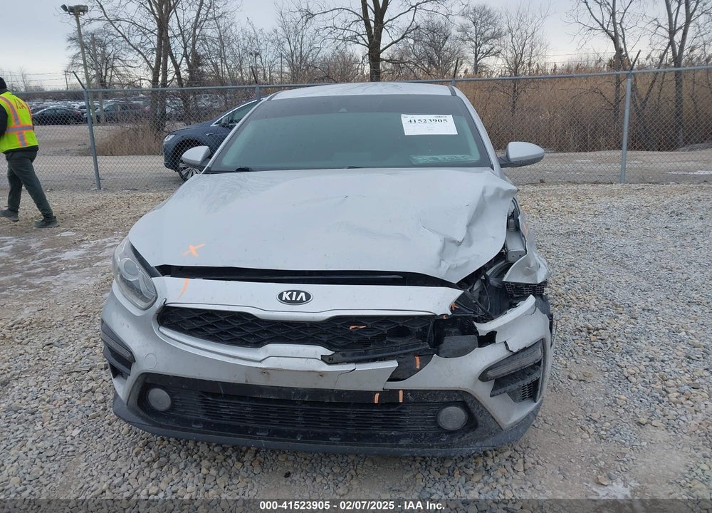 2021 KIA FORTE VIN: 3KPF24ADXME362816