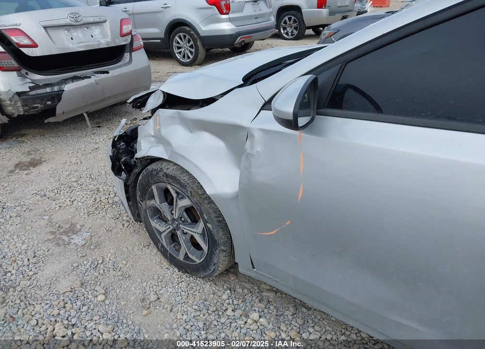 2021 KIA FORTE VIN: 3KPF24ADXME362816