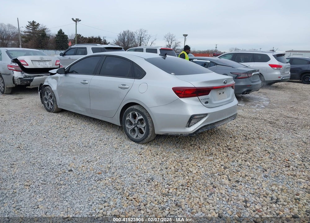 2021 KIA FORTE VIN: 3KPF24ADXME362816